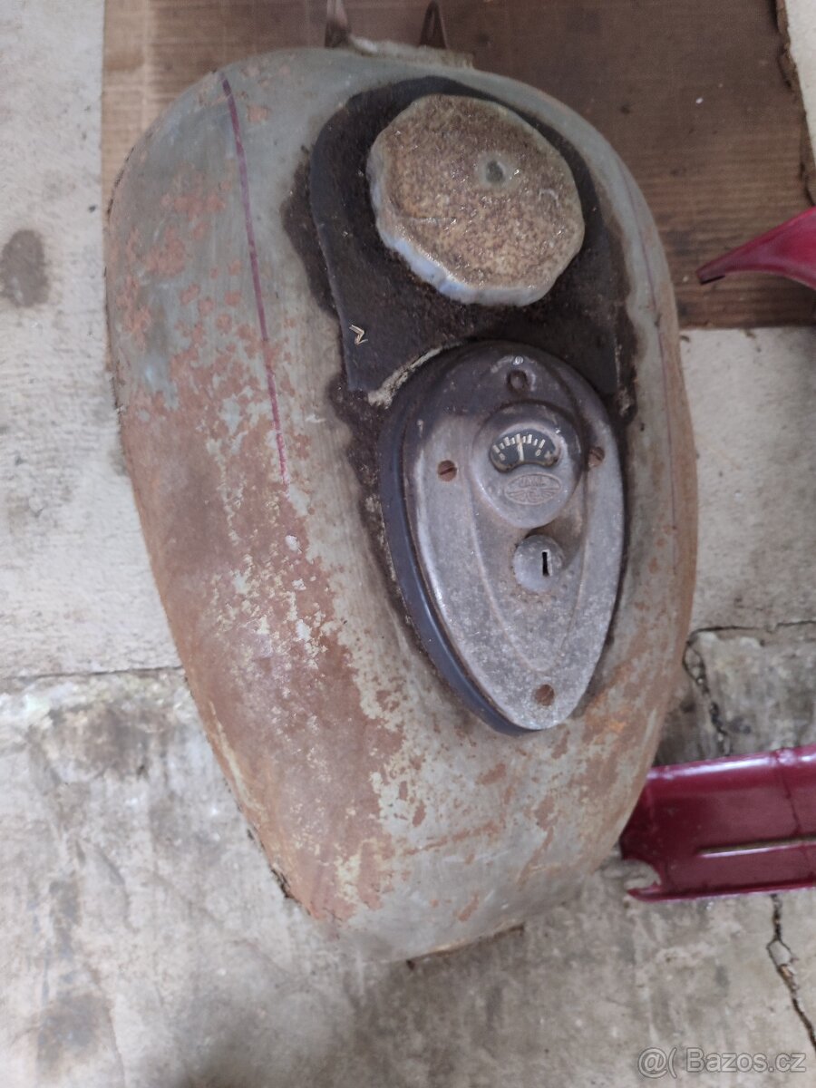 Nádrž Jawa-ČZ - 2