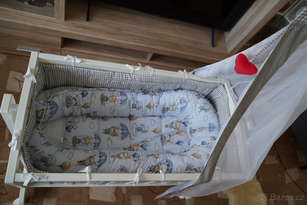 Kolébka pro miminka Roba s výbavou + hnízdečkem BABYMAM - 2