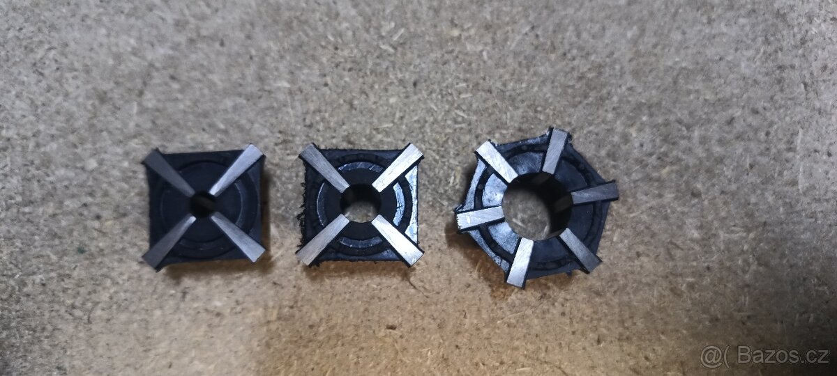 Držák kleštin JACOBS s kleštinami. - 2