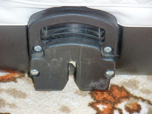 Prodám KORBU KOČÁRKU MASERATTI + příslušenství - 2