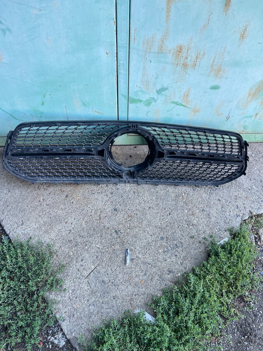 MERCEDES BENZ GLE———PREDNI MASKA - 2