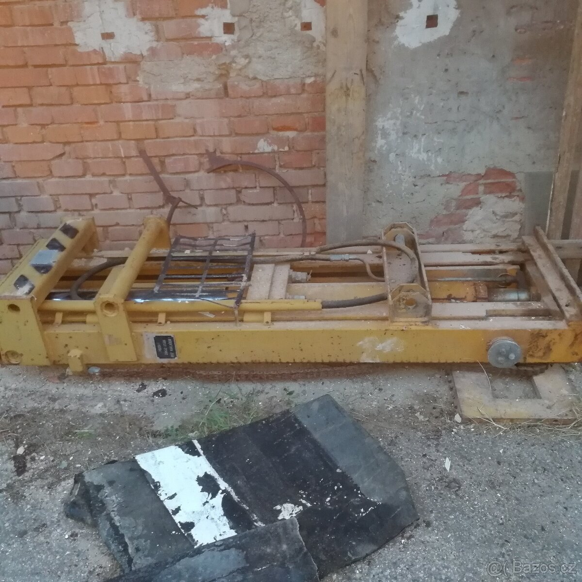 věž z vysokozdvyžnáho vozíku - 2