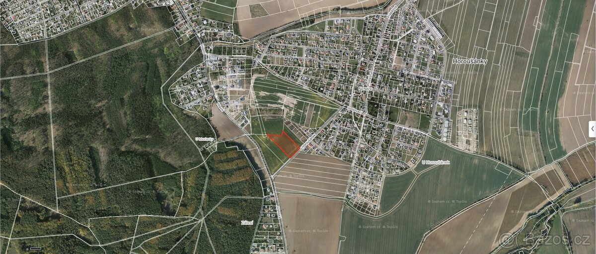 Úvaly u Prahy (7 795 m2) - 2