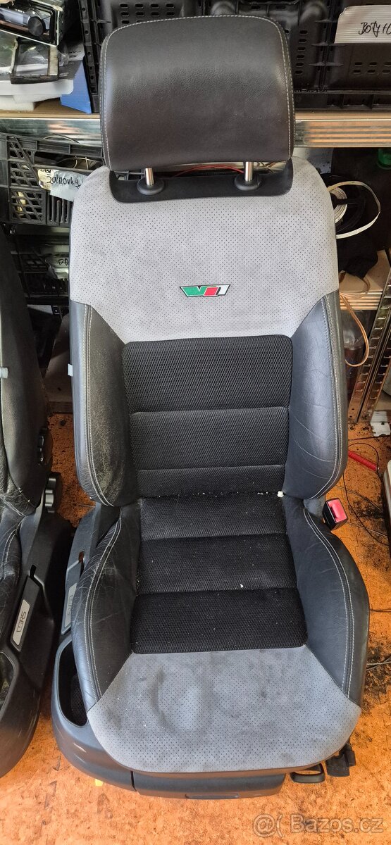 Sedačky Škoda Octavia 2 RS – kompletní sada - 2