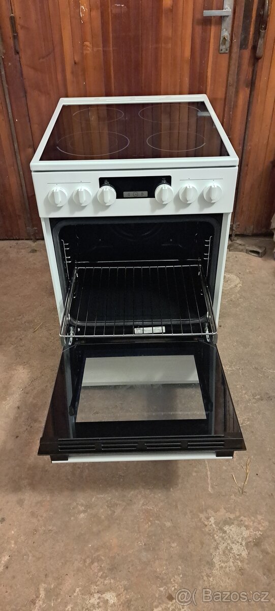 Prodám sporák Mora C848AW - 2