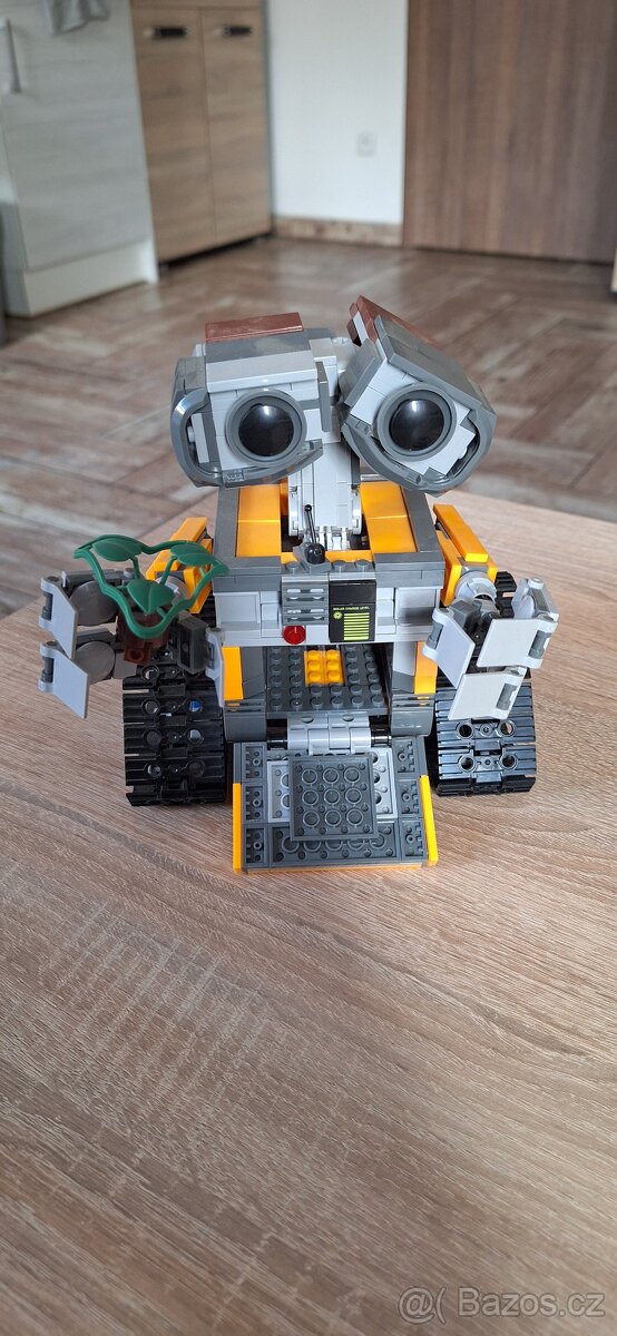 Lego IDEAS 21303 WALL-E - 2