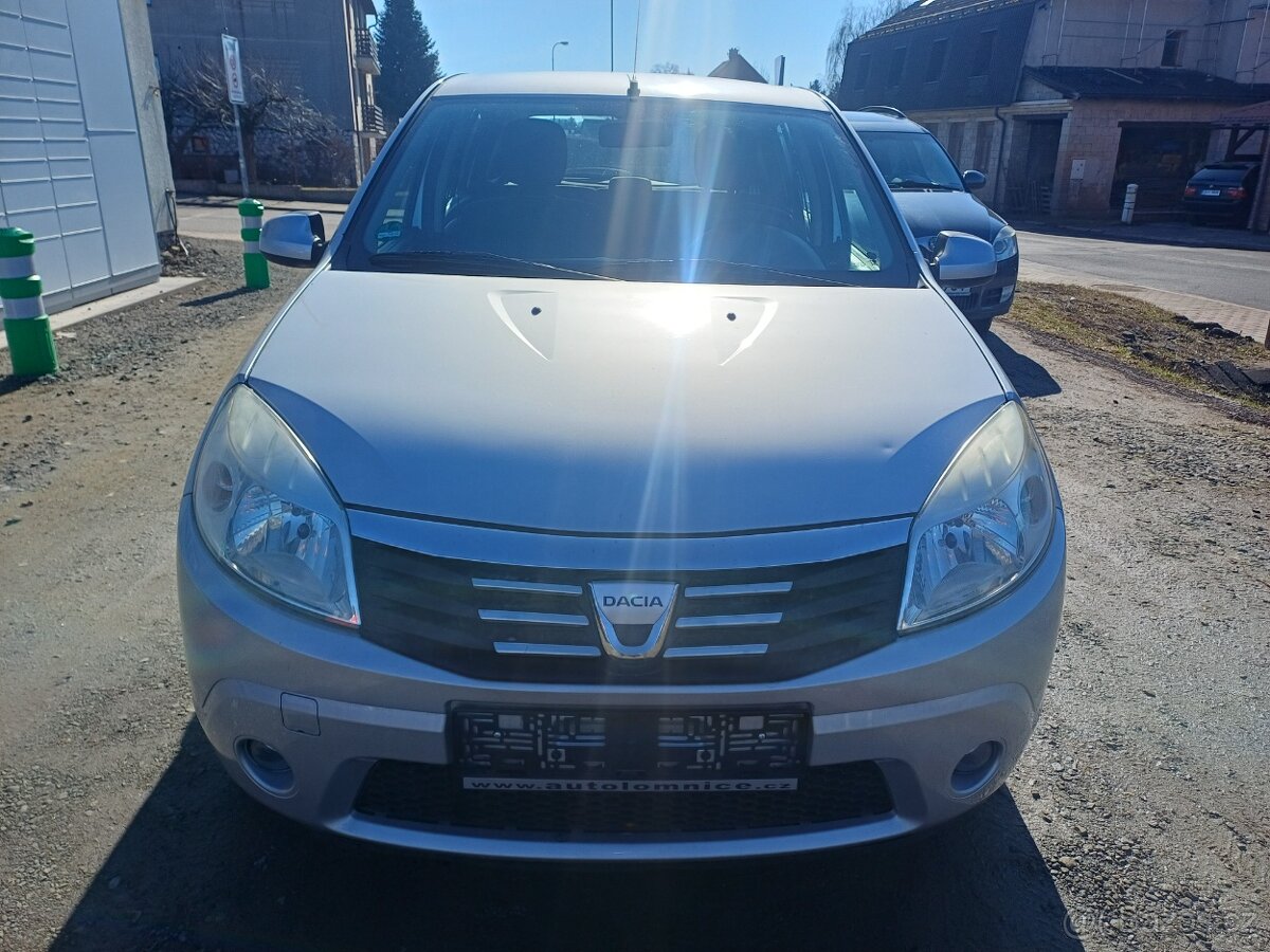 Dacia sandero 1.6 Laureate - 2