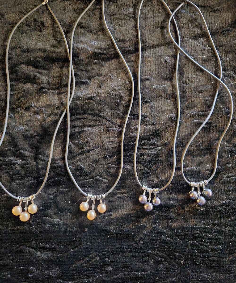 Náhrdelník s perlovým přívěskem - 2