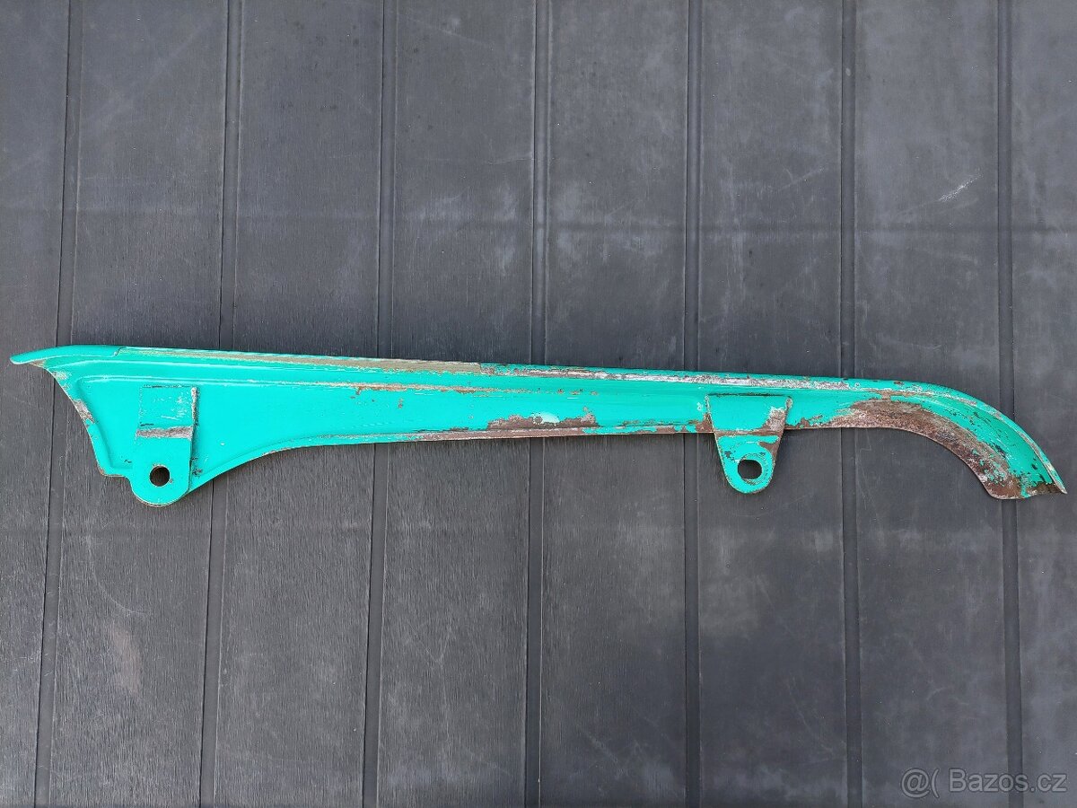 Stadion S22 Kryt řetězu - 2