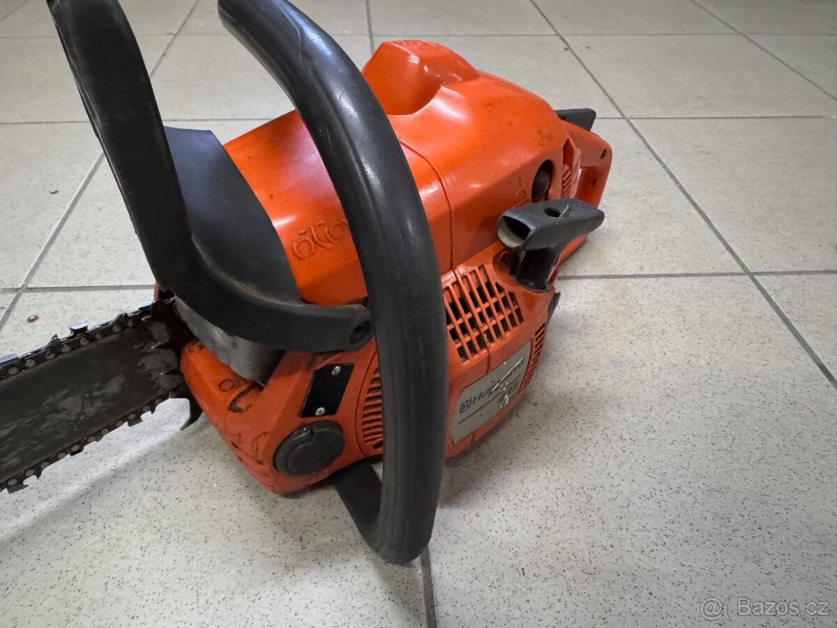 Benzínová pila Husqvarna 435 .....38cm - 2
