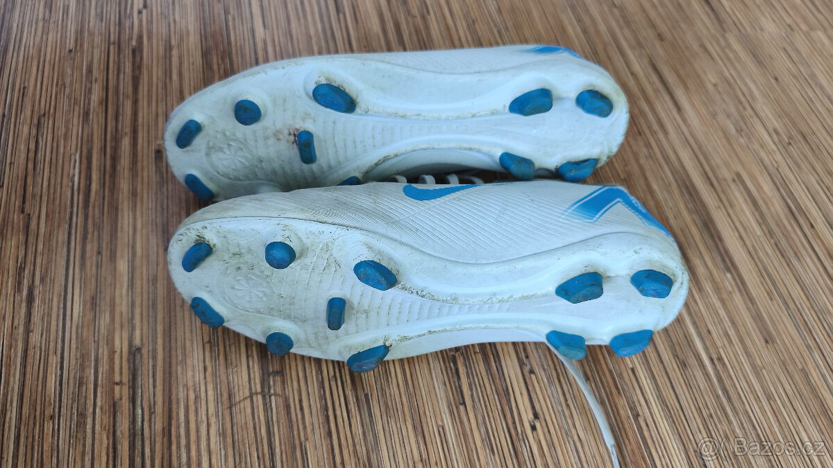 Kopačky NIKE velikost EU 40 - 2