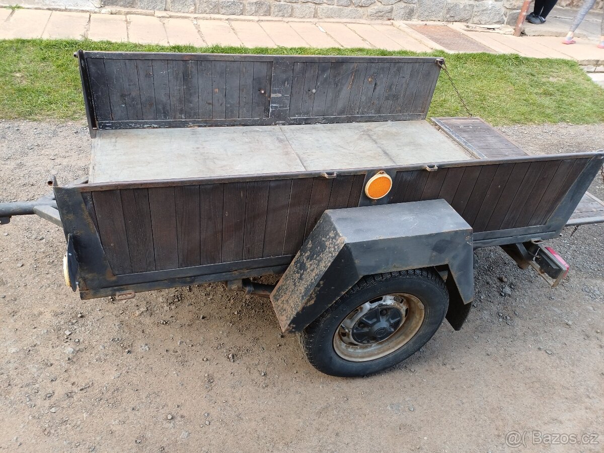 Přívěsný vozík za auto - 2