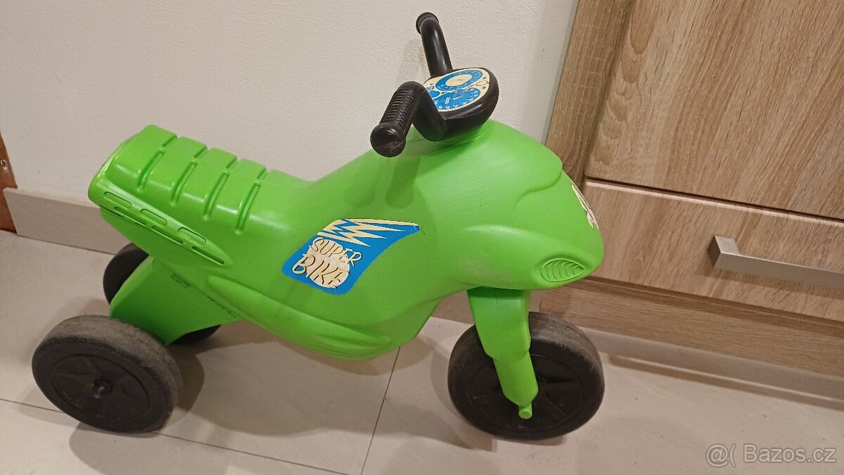 Zelená motorka, odrážedlo - 2