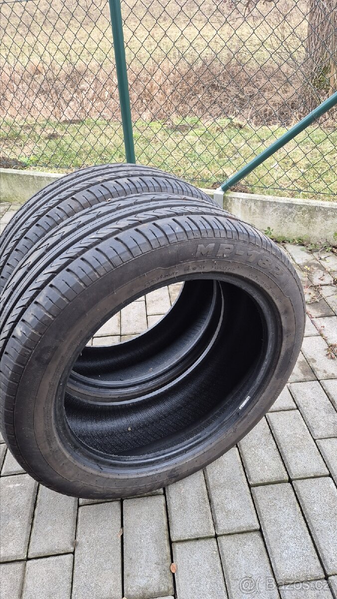 Letní pneu 225/50 R17 - 2