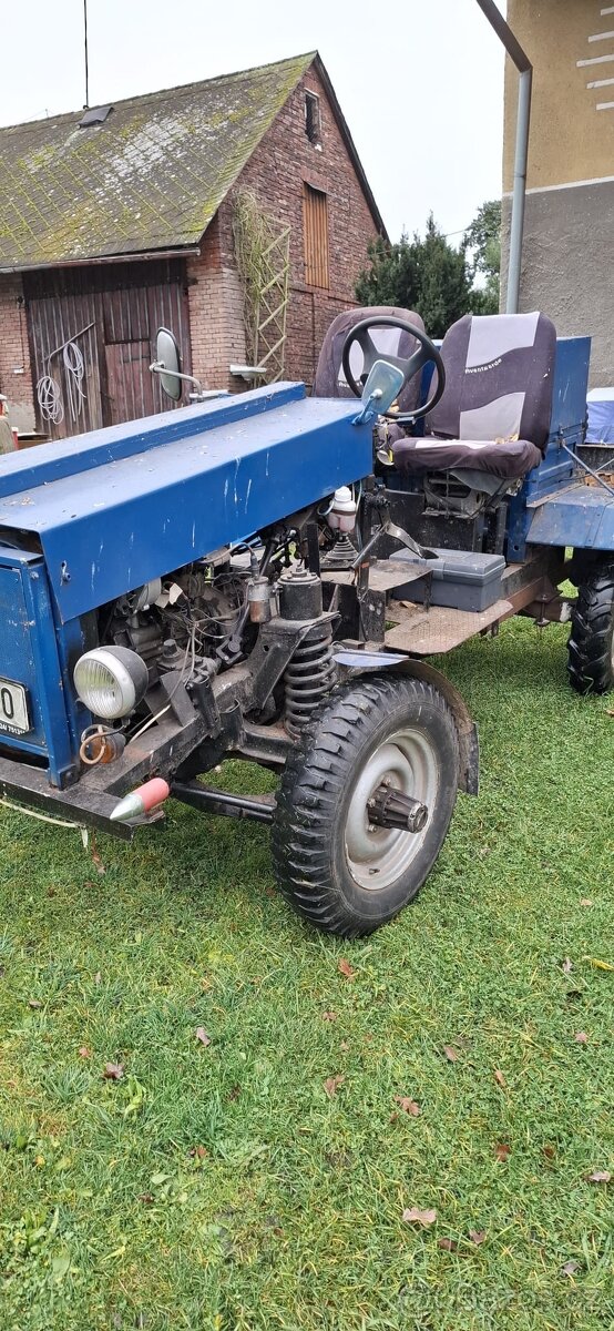 Malotraktor domácí výroby - 2