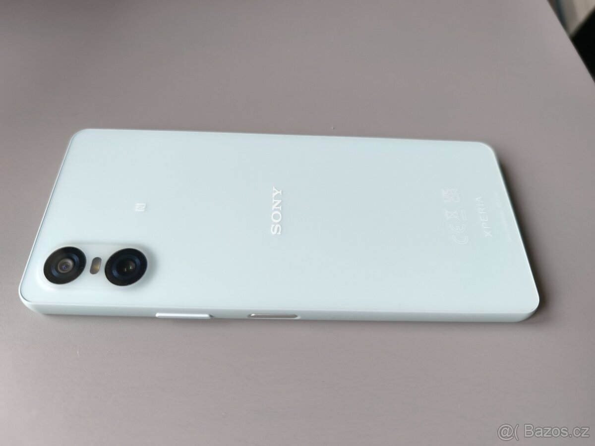 Sony Xperia XQ-ES54 - 2