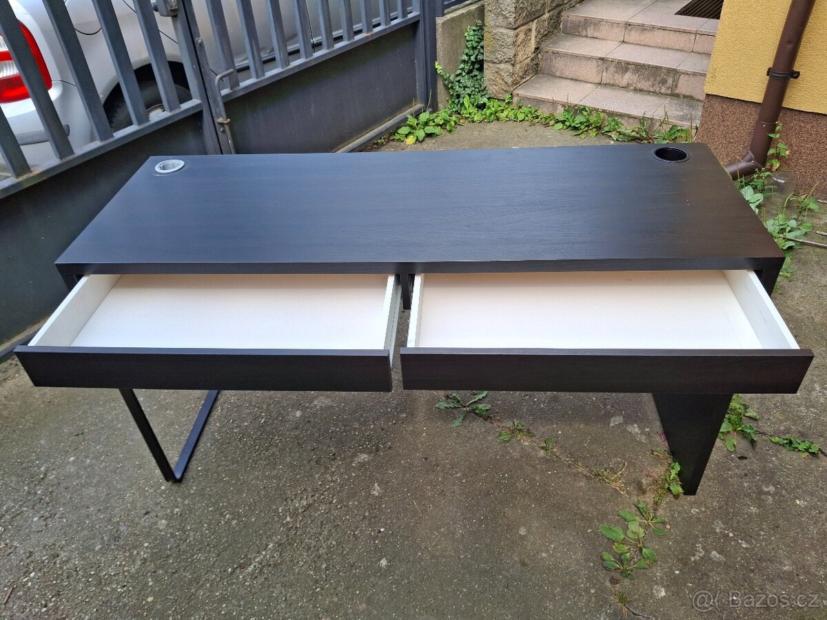Psací stůl Ikea Micke - 2
