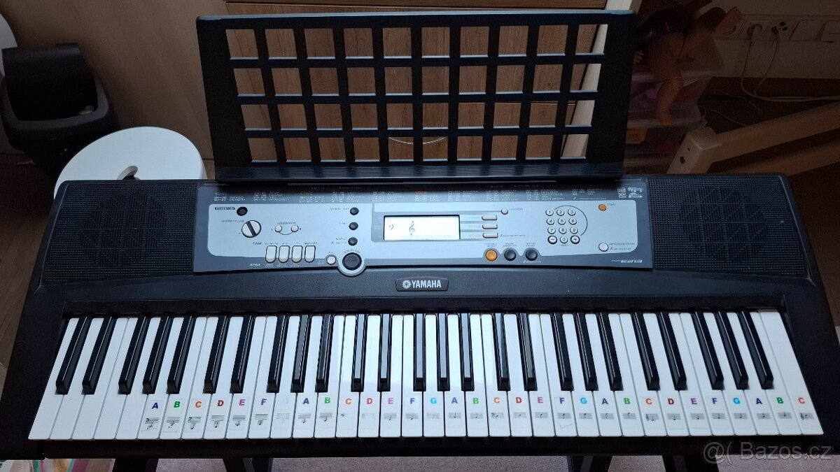 Prodám klávesy Yamaha E213 - 2