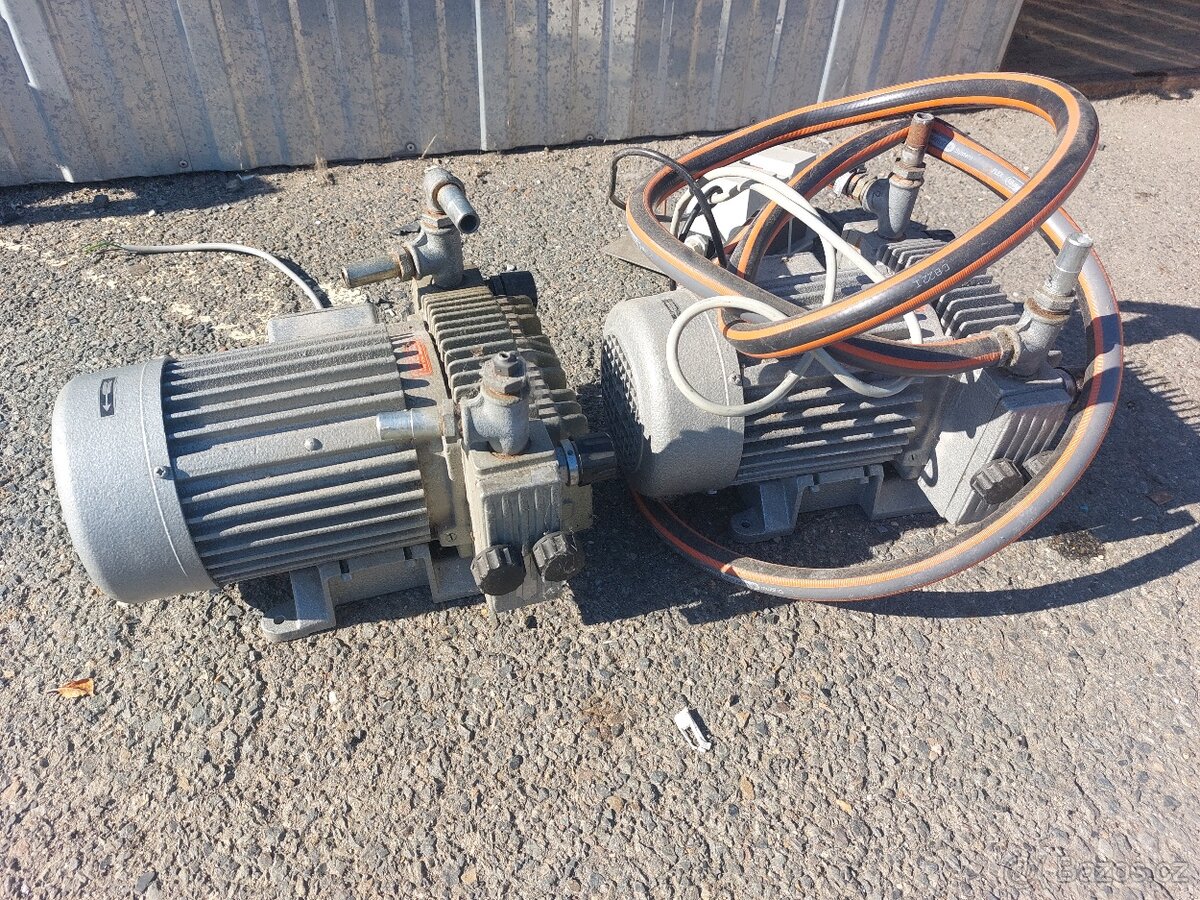 2x dmychadlo/vývěva Rietschle TR 15DV...380V - 2