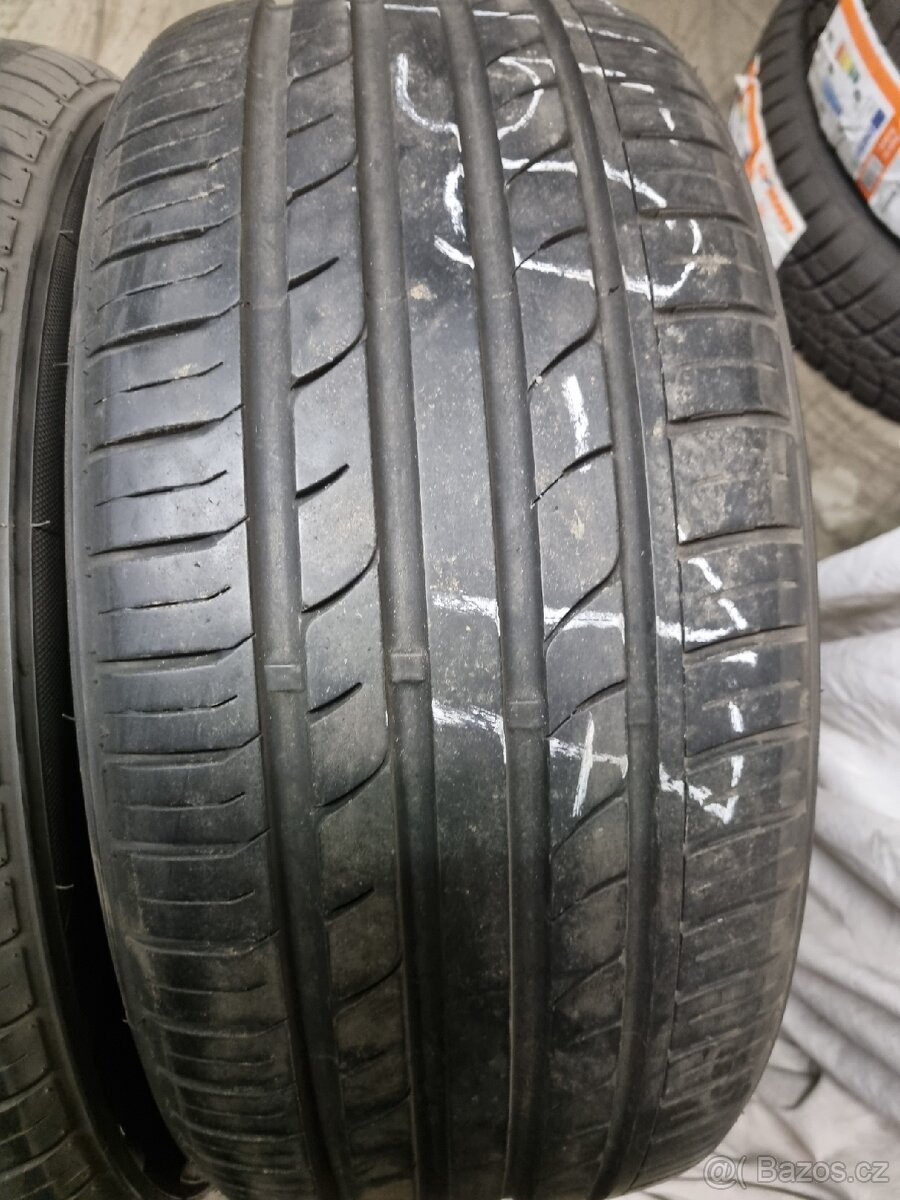 235/50R17 letní pneu - 2