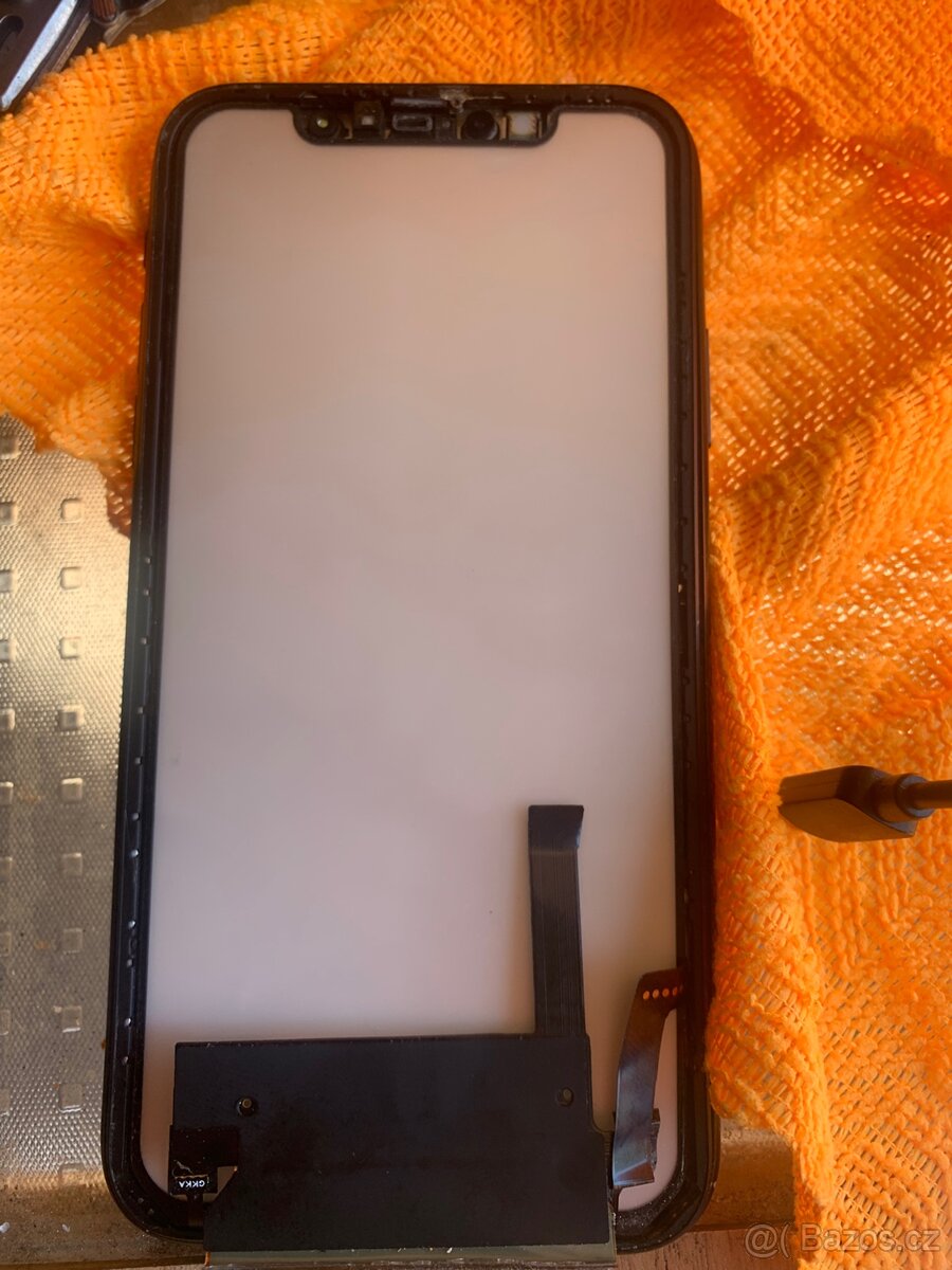 Apple xr10 - 2