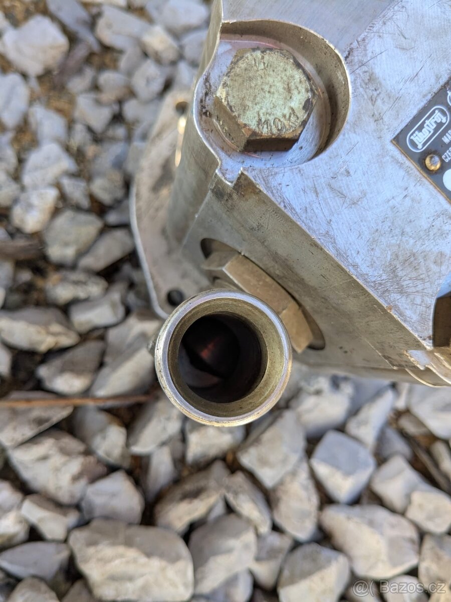 Čerpadlo jihostroj zetor desta - 2