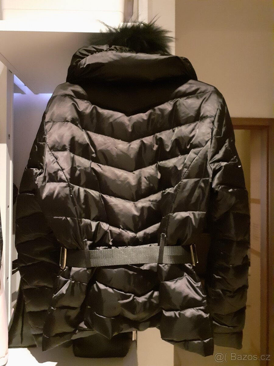 Péřová bunda zn. RELISH vel.m - 2