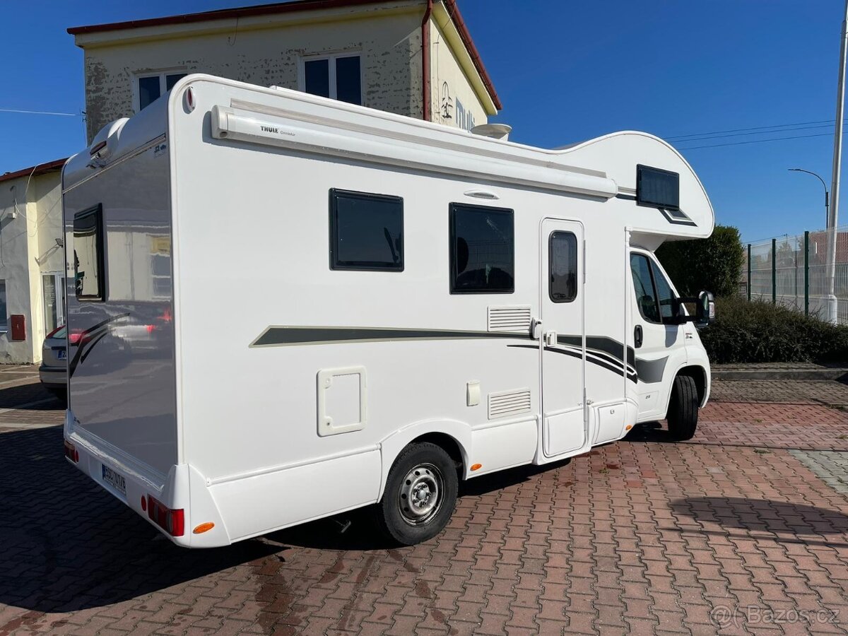 Obytný vůz alkovna XGO - 2