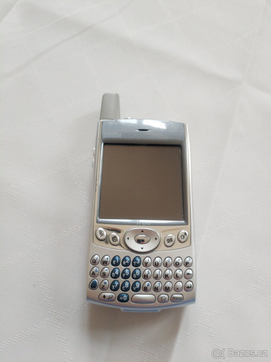 palmOne Treo 600 s krabicí a s příslušenstvím - 2