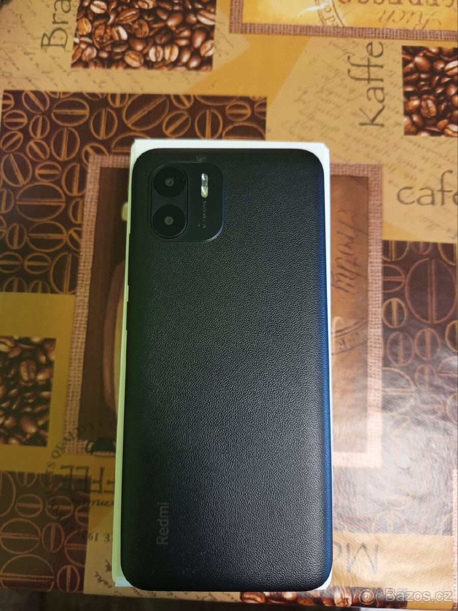 Redmi A1 na dily nebo opravu. - 2