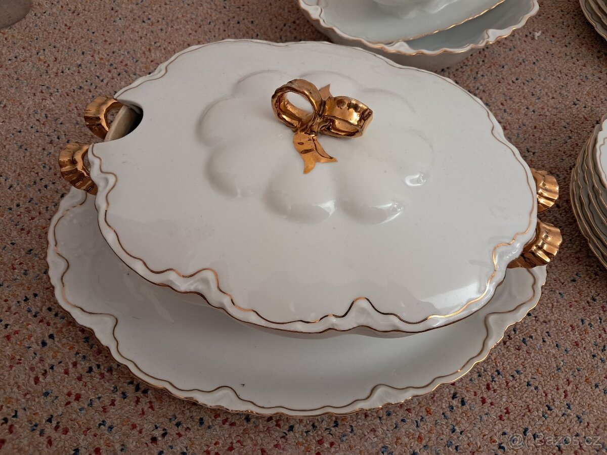 STARÝ PORCELÁNOVÝ SERVIS - MZ - ALTROHLAU - CMR - 2