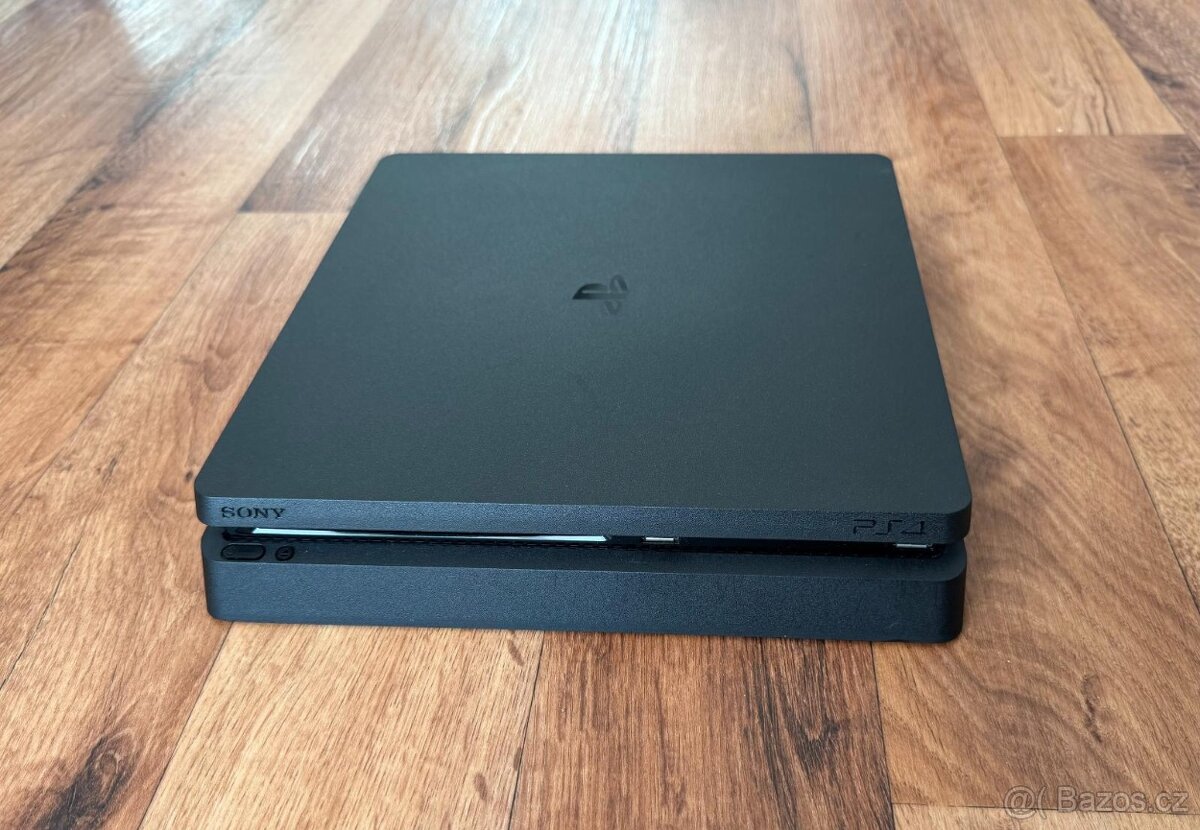 Sony Playstation 4 Slim (CUH-2216A) 500 GB černá - 2