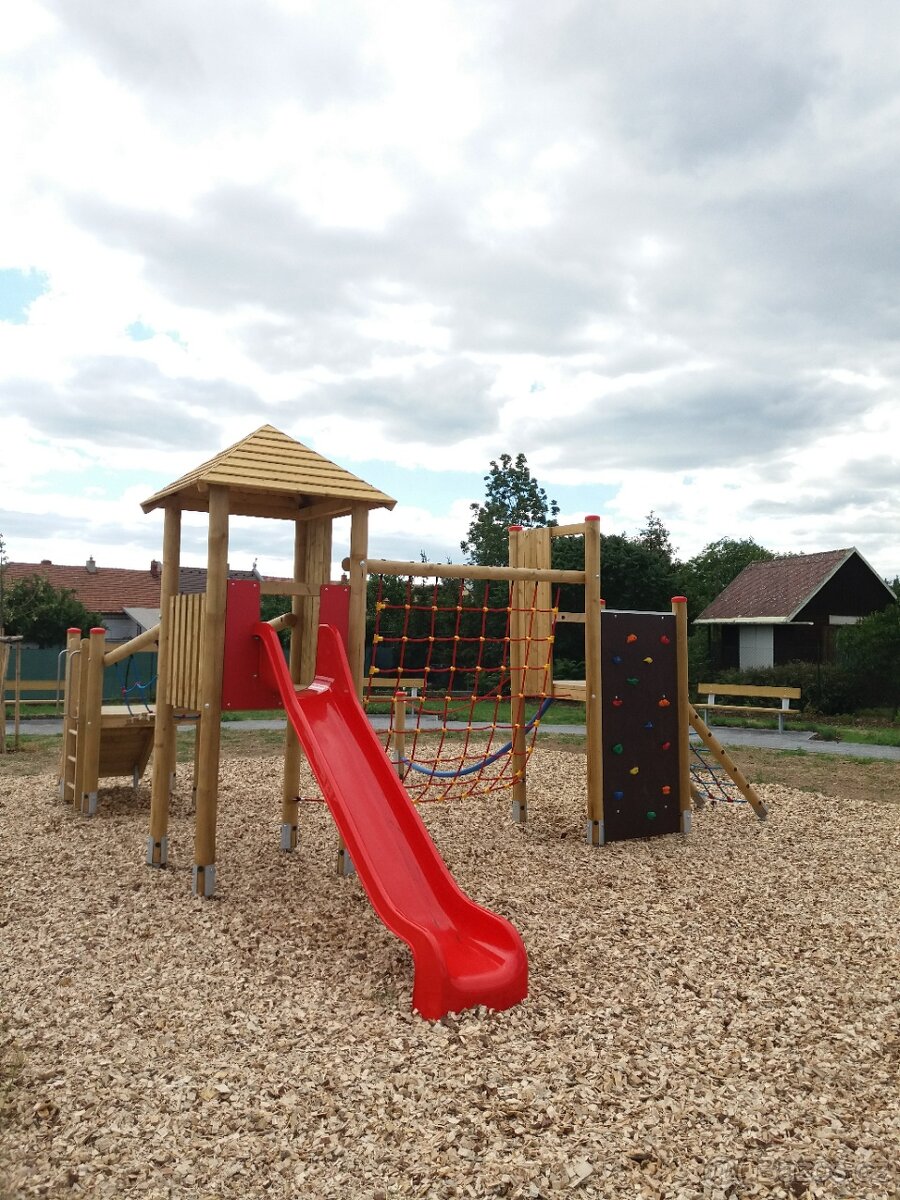 mulč, štěpka, - 2