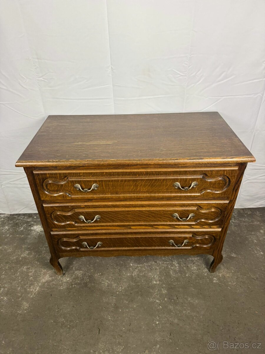 Starožitná komoda (138007) - 2