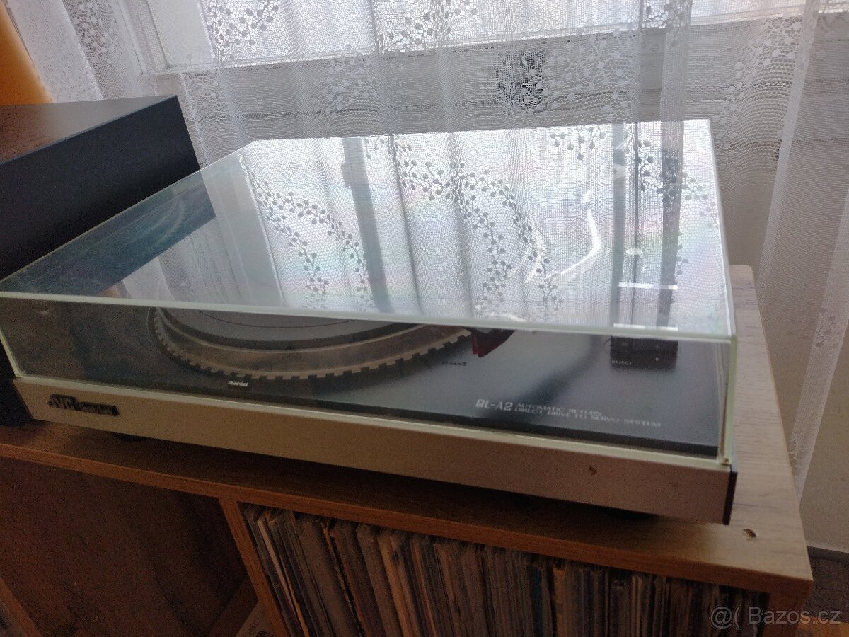 Gramofon Jvc QL 42 - 2