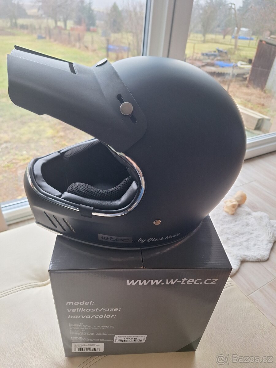 Moto přilba xxl - 2