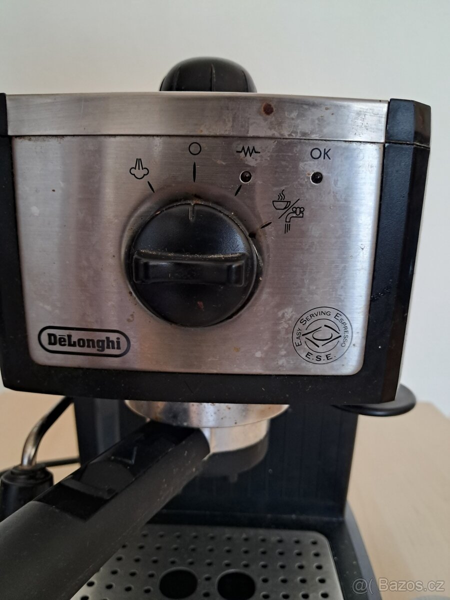 Kávovar De Longi - 2