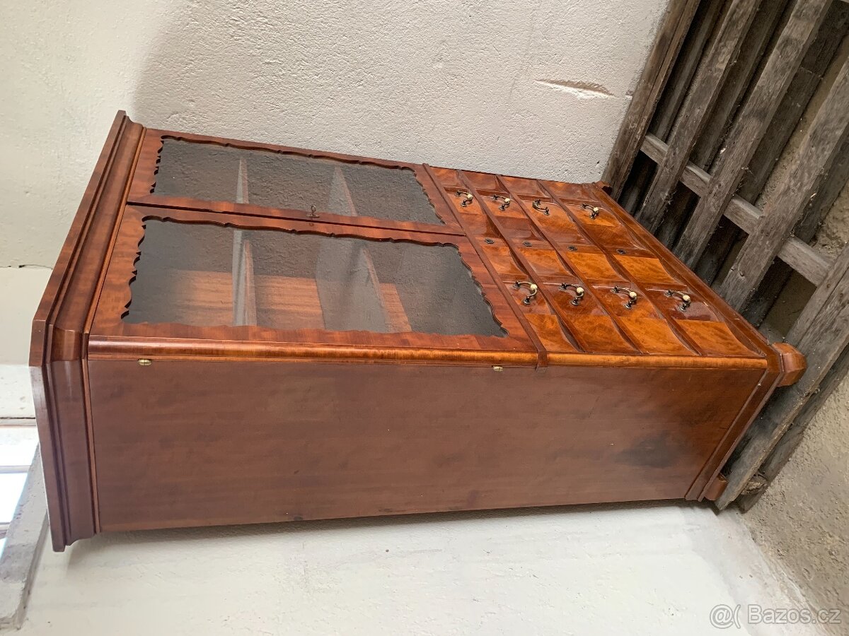 Starožitné skříně - 2