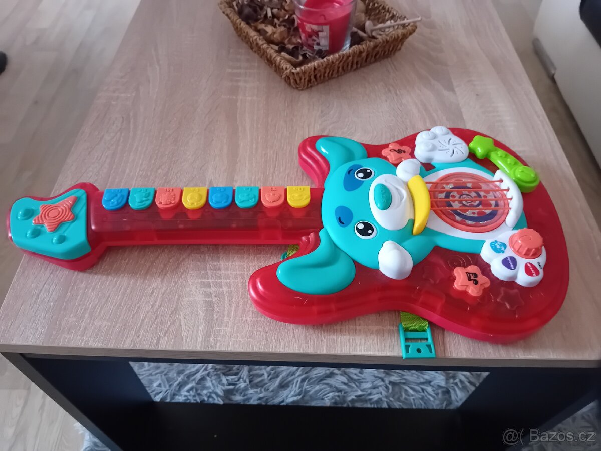 Dětská kytara - 2