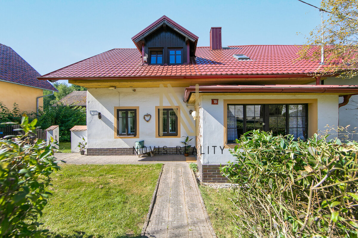 Prodej, rodinný dům, 178 m², Pasečnice - 2