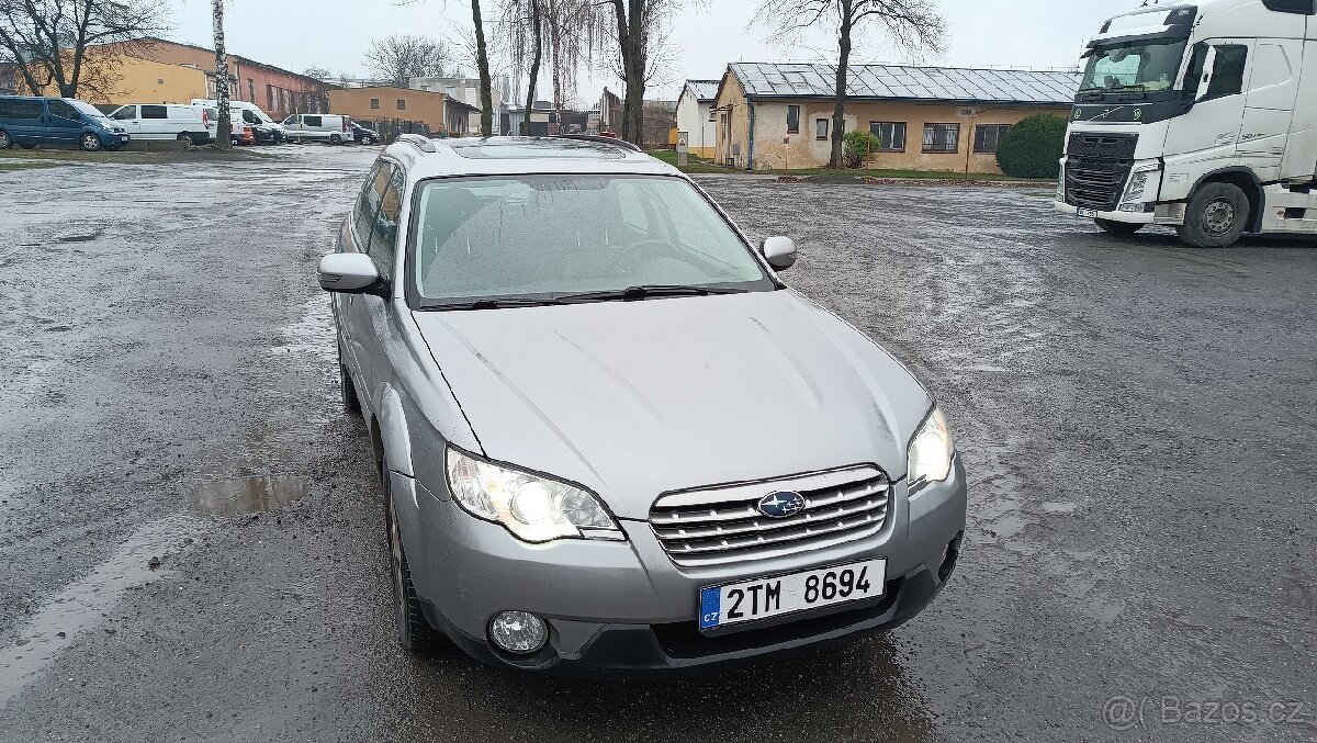 Subaru Outback 2.5 lpg - prodej, výměna - 2
