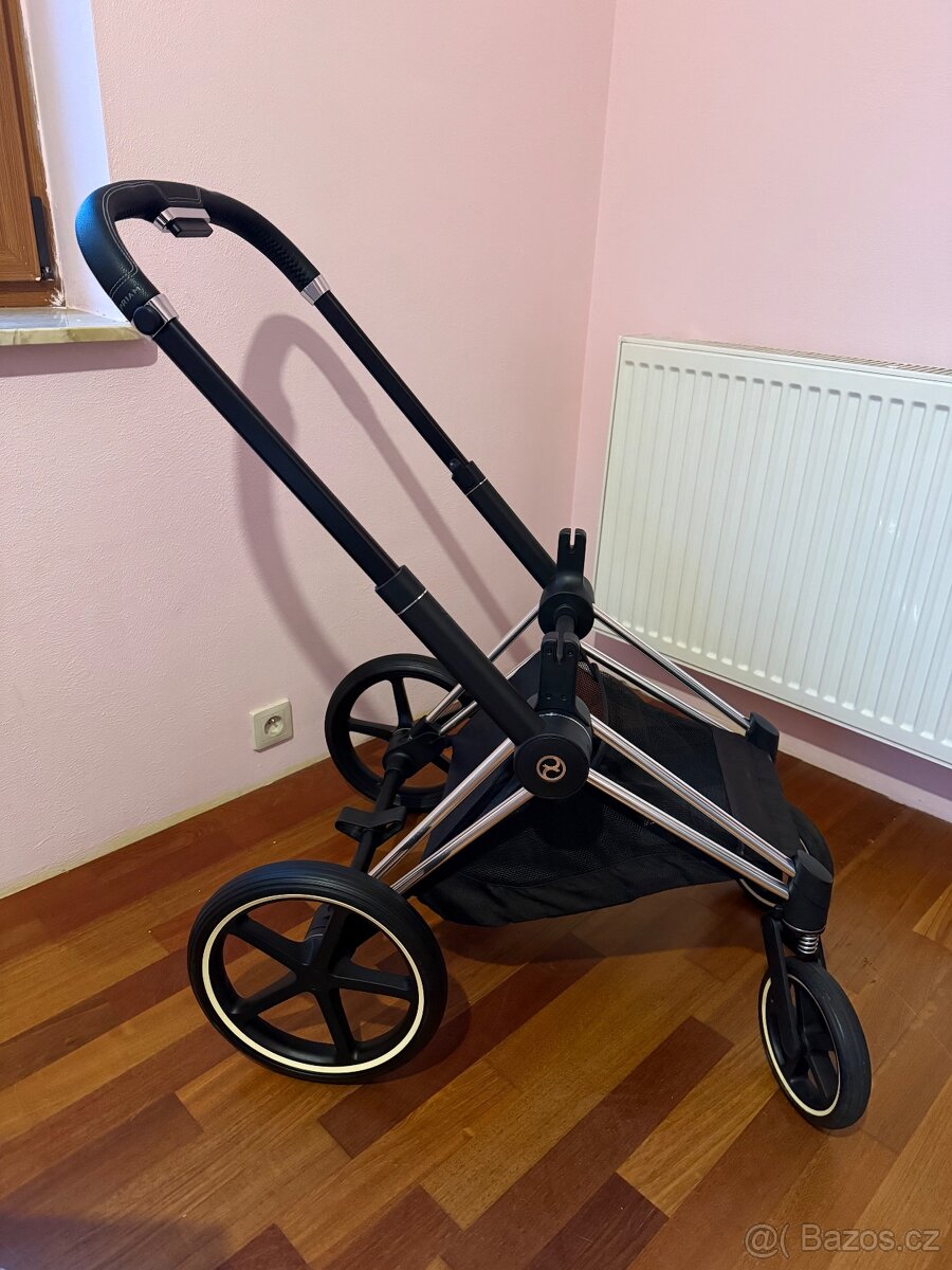 Rám/Podvozek outlet Cybex Priam 4.0 Chrome Black + kola - 2