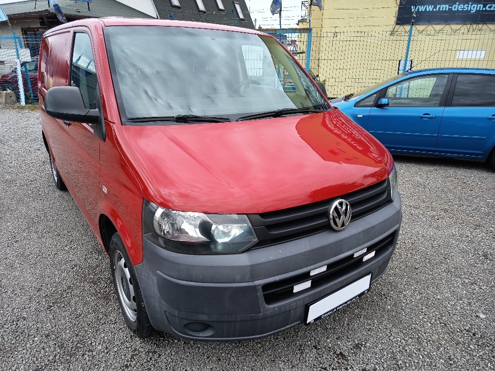 VOLKSWAGEN Transporter 2,0TDI 3-místný - 2