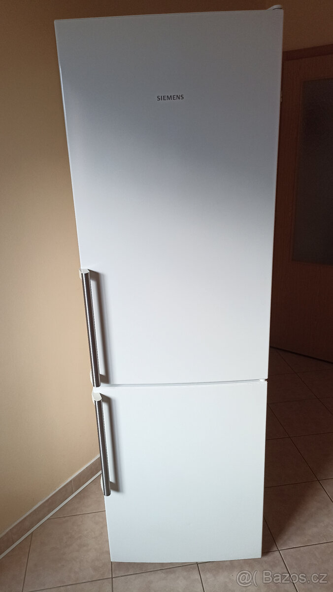 Kombinovaná chladnička Siemens KG 36EAW30 - 2