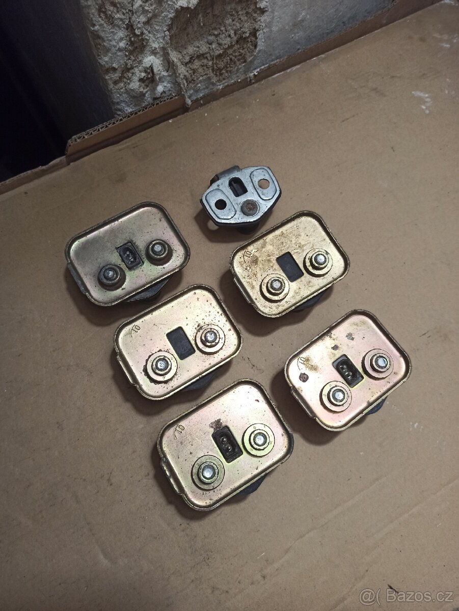 BMW E36 protikus zámku dveří - 2