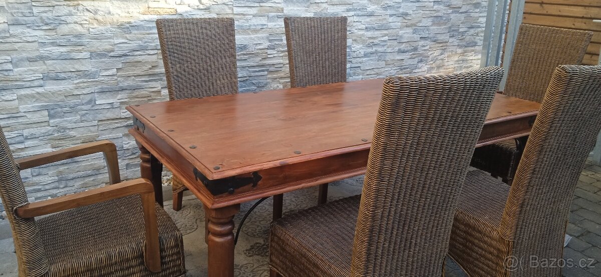 Jídelní masivní dřevěný stůl palisandr+6 ratanových židlí - 2