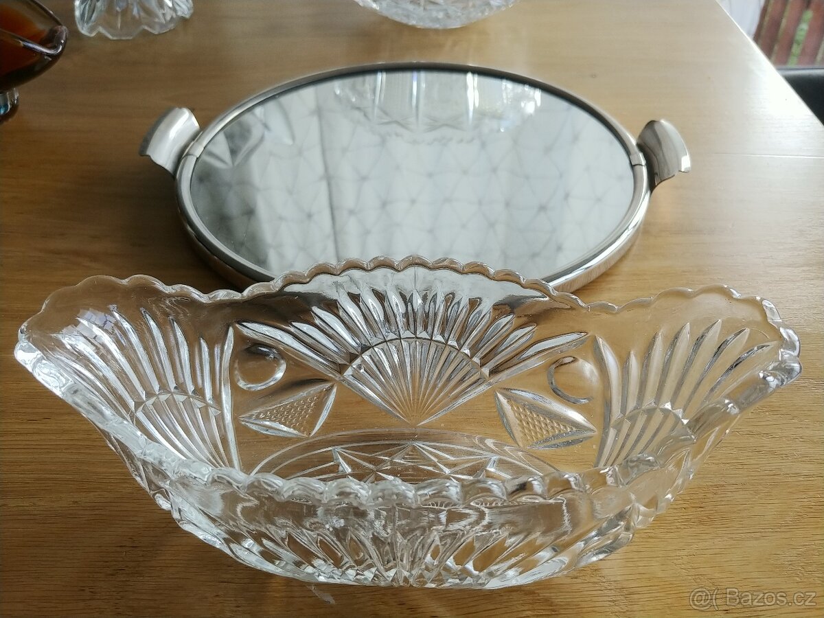 Váza, mísa, tác, atd. - 2