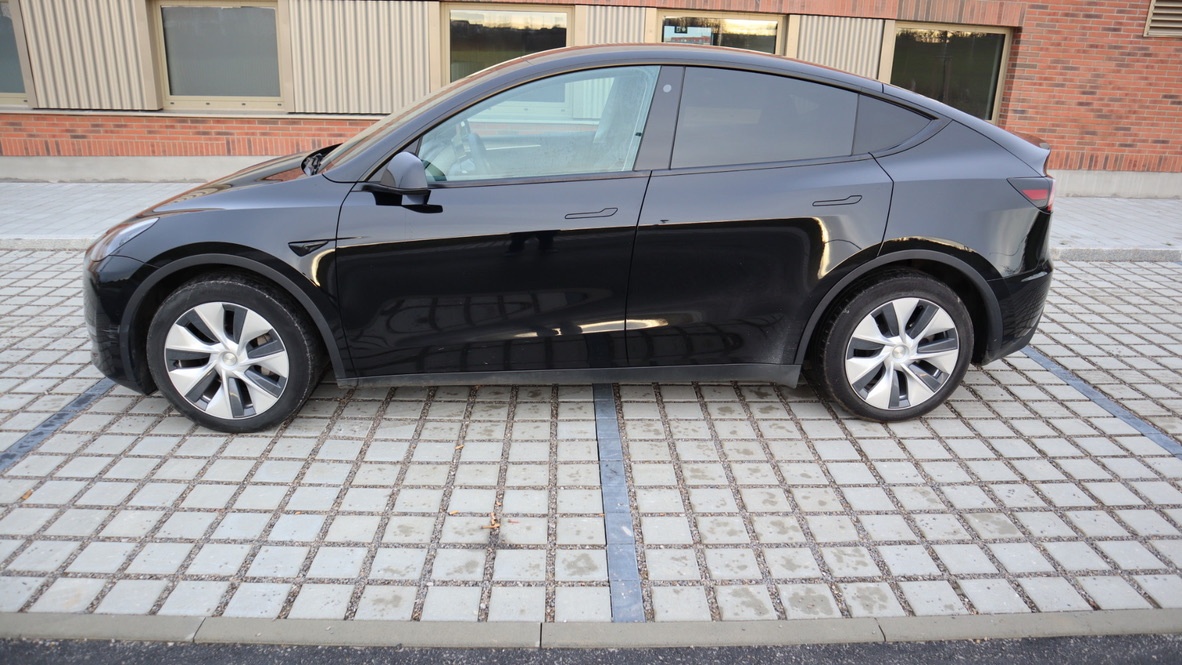 Tesla Model Y, Long Range 4WD, SoH 93.4% - 2