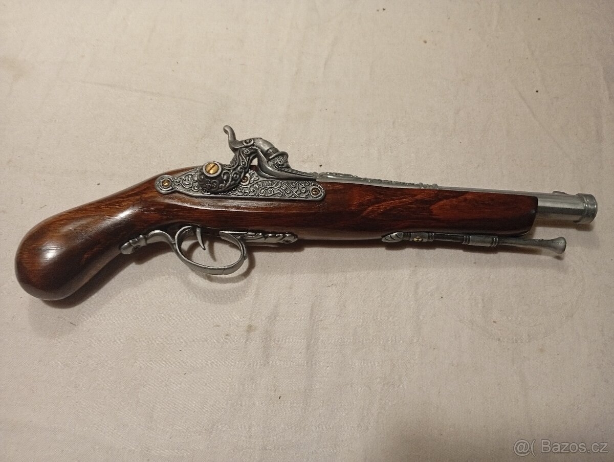 Dekorační replika pistole - 2