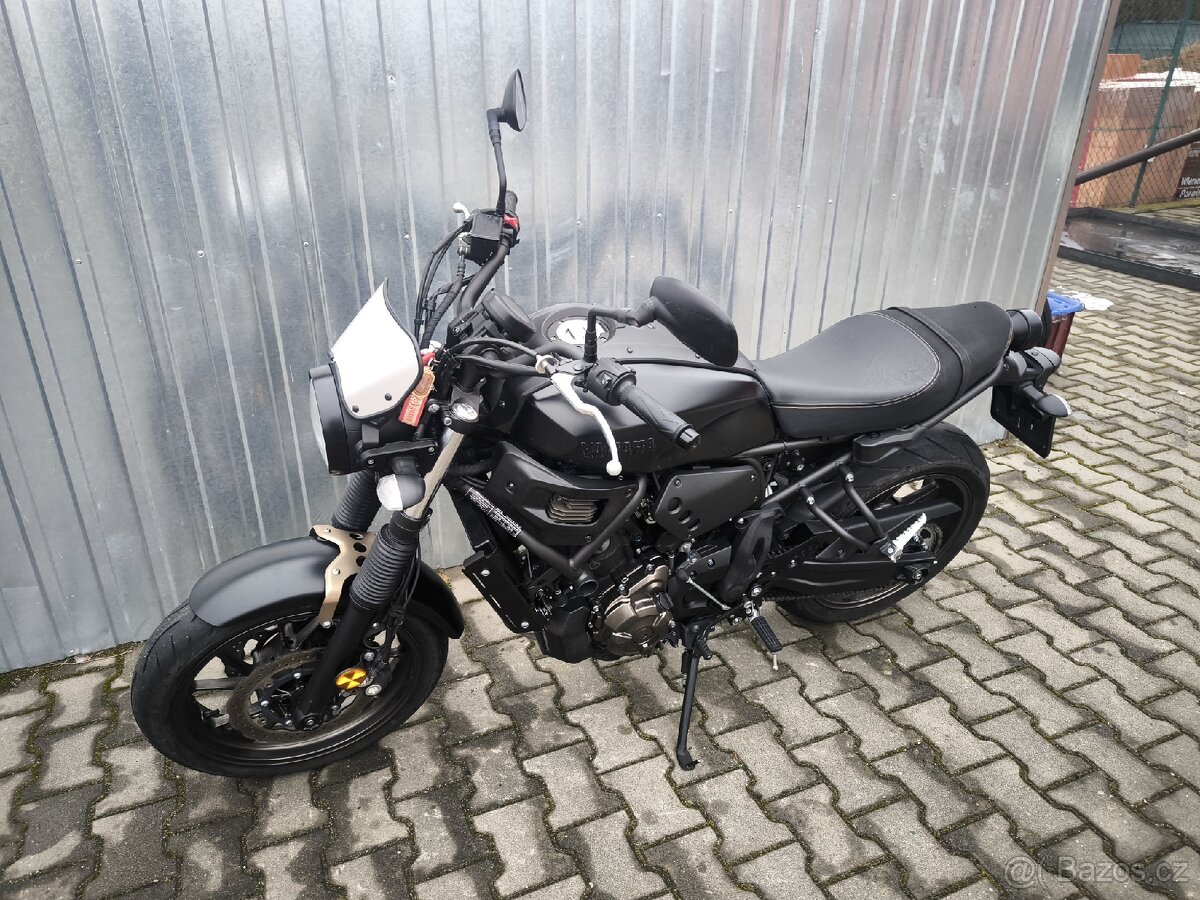 Yamaha XSR 700 - 2